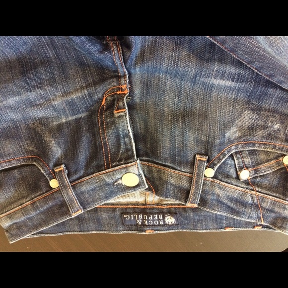 Jeans - Picture 4 of 5